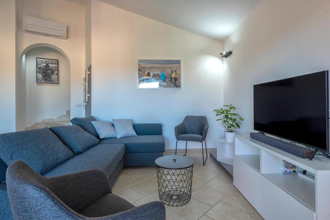 House Of Lens Apartment Golfo Aranci Ngoại thất bức ảnh