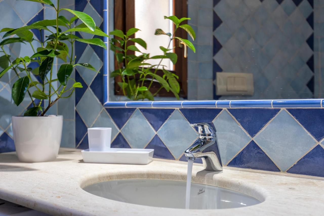 House Of Lens Apartment Golfo Aranci Ngoại thất bức ảnh